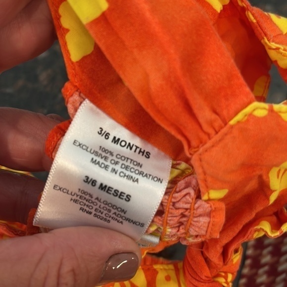 Hola Bebe Hawaiian 2 piece - Picture 3 of 3